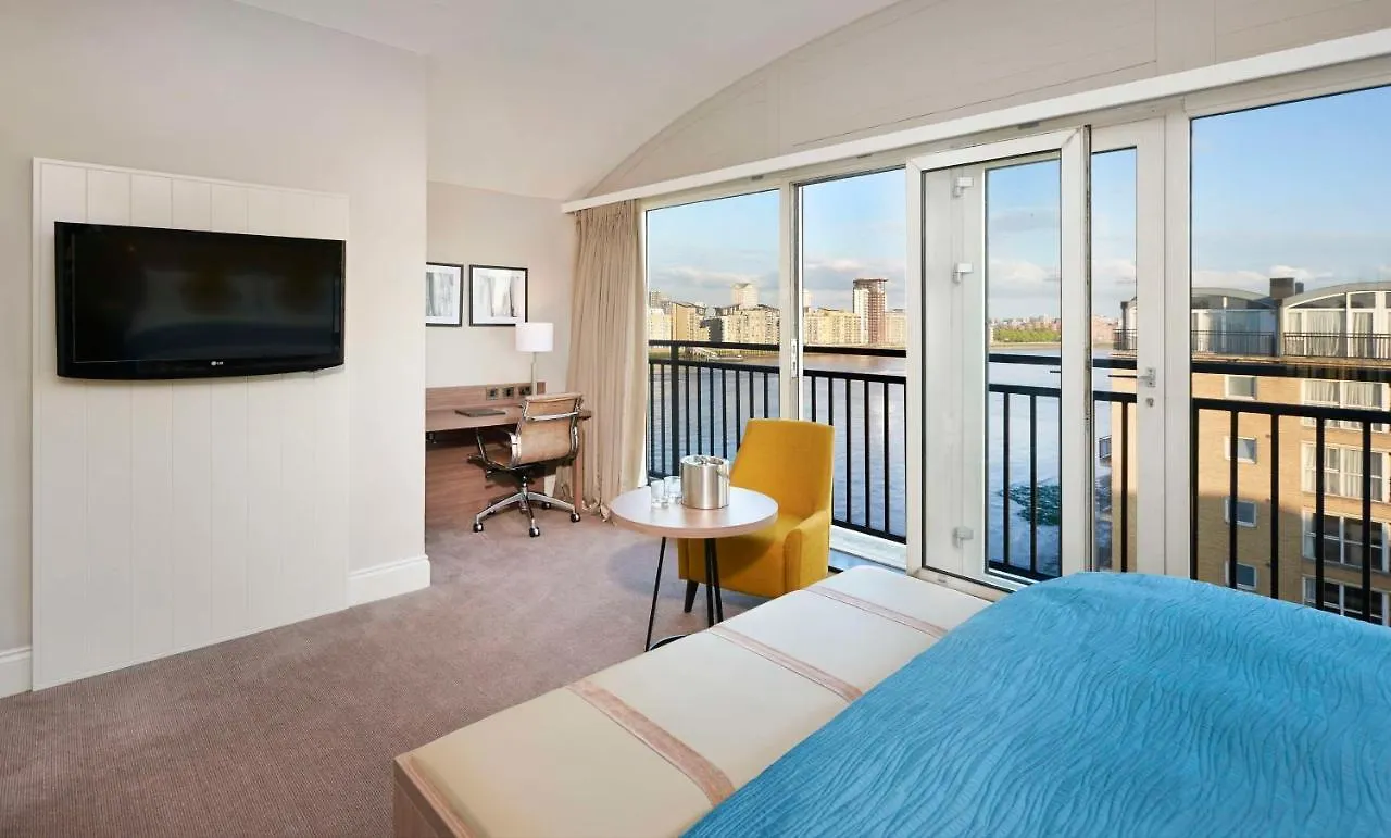 Doubletree By Hilton London - Docklands Riverside